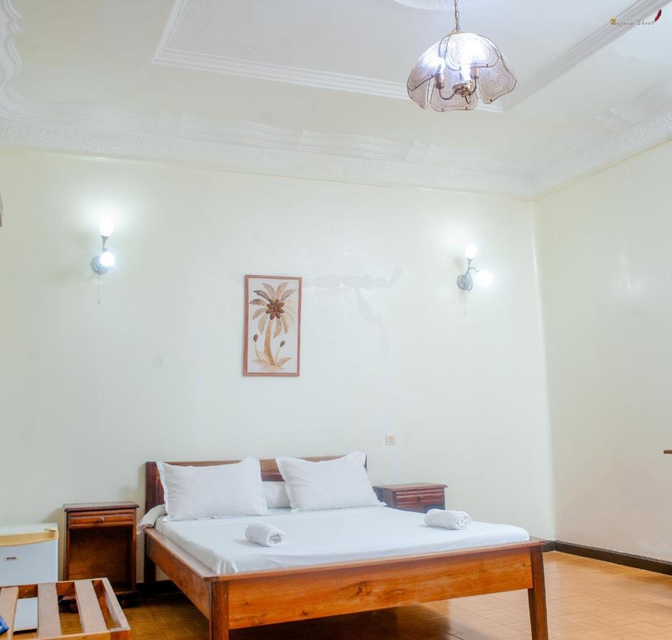 Lotus Hotel Antsiranana Exterior photo