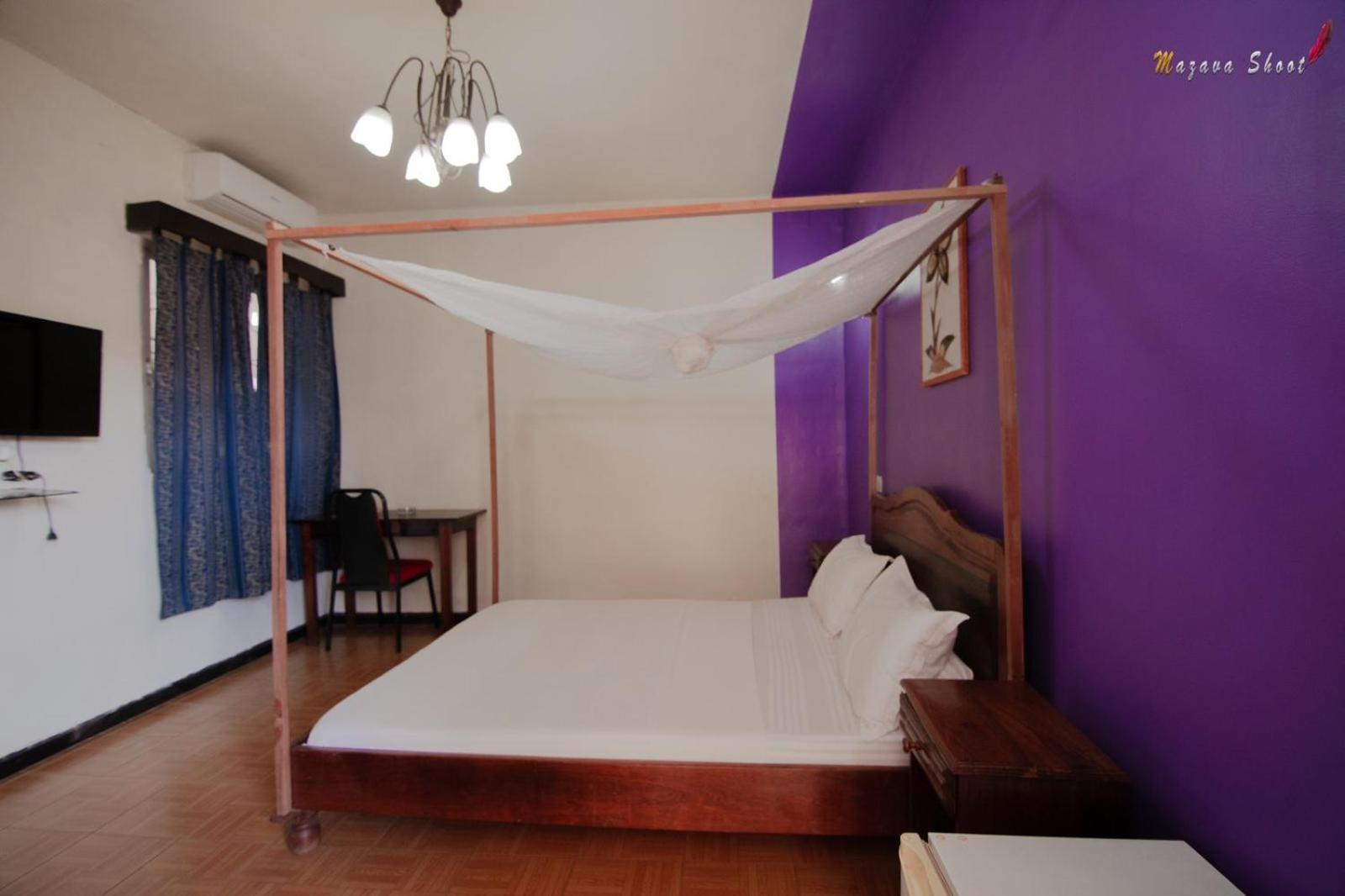 Lotus Hotel Antsiranana Exterior photo