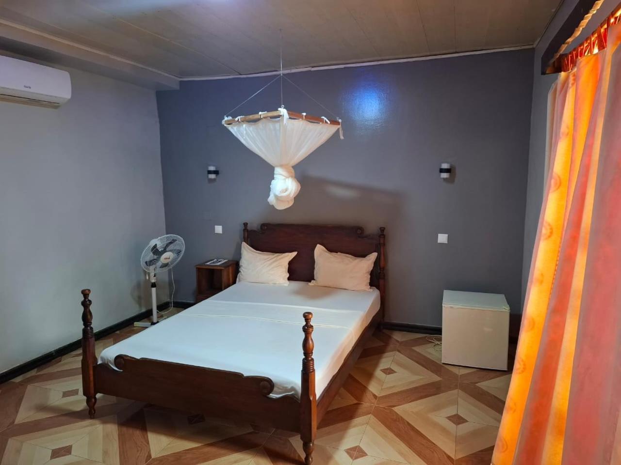 Lotus Hotel Antsiranana Exterior photo